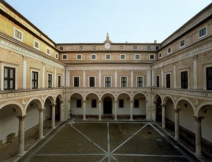 Innenhof des Palazzo Ducale in Urbino