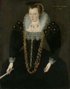Porträt von Lucy, Lady Reynell of Ford, dreiviertellang, in einem dunklen Kleid mit weißem Spitzenkragen und goldenen und Perlenketten, einen Fächer in der rechten Hand haltend, mit identifizierender Inschrift
