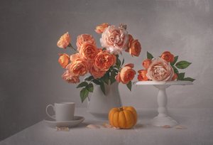 Herbstrosen-Stillleben von Margareth Perfoncio