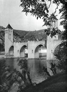Pont Valentré, Cahors, Frankreich, 1937