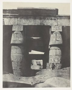 Karnak, Portikus des Tempels von Khons; Theben von Maxime Du Camp