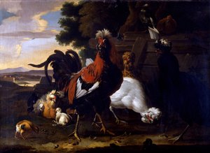Hahn, Hennen und Küken an einem Zaun in einer bewaldeten Landschaft