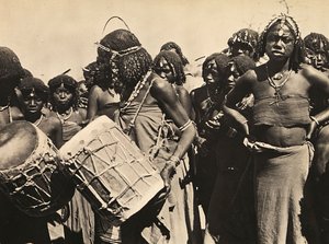 „Ein Imperium aufbauen“ im faschistischen Zeitalter: Cumana-Gruppe, 09/05/1936