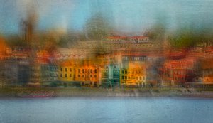 Lebhafte Flussstadt von Molly Fu APA