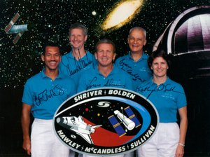 Die Besatzung der Space Shuttle Mission STS-31, 1990