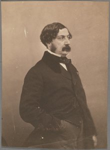 Salvador, Finanzier