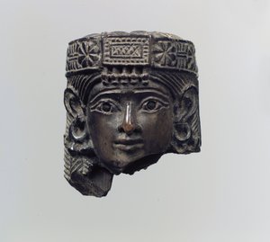 Kopf einer weiblichen Figur, ca. 8. Jahrhundert v. Chr.