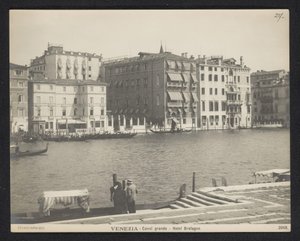 Außenansicht des Hotel Bretagne, Venedig