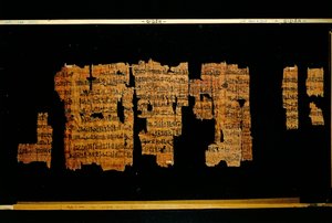 Fragmente des Dokuments mit den Taten des Pharaos Thutmosis III (Papyrus)
