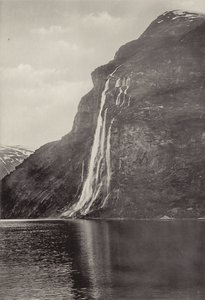 Die Sieben Schwestern (Wasserfall) Geiranger von Norwegian Photographer