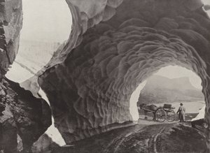 Tunnel durch Schnee, Hauklid-Pass von Norwegian Photographer