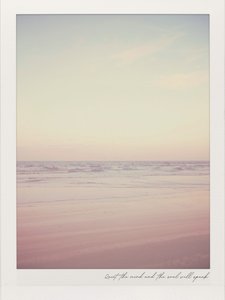 Serener pastellfarbener Strand