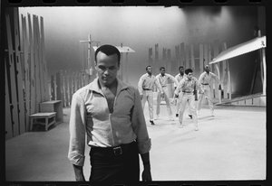 Harry Belafonte am Set einer TV-Sondersendung von Orlando Suero