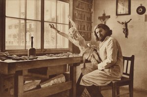 Holzschnitzerwerkstatt in Oberammergau, Alois Lang, der Darsteller Christi im Passionsspiel 1930