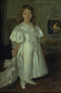 Ein kleines Mädchen, Helga Melchior, in einem langen Kleid
