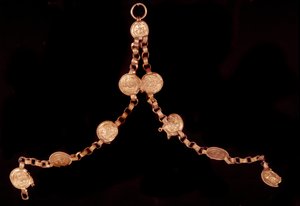 Paläochristliche Kunst: Goldkette. Aus dem Iran. Paris, Louvre Museum