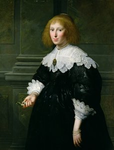 Porträt einer Dame, die eine Uhr hält