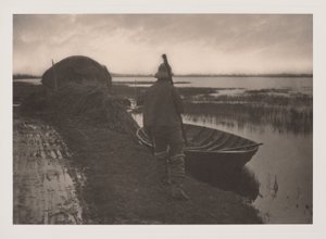 Marschlandarbeiter auf dem Weg zum Schneiden von Schilfmaterial, aus Leben und Landschaft in den Norfolk Broads von Peter Henry Emerson