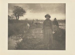 Heu im Sumpf staken von Peter Henry Emerson