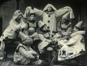 Theaterkomposition. Platinotypie von Pyotr Petrovich Pavlov (1860-1925)