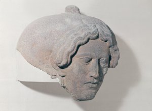 Kopf einer Frau, Fragment eines Sarkophags von Phoenician