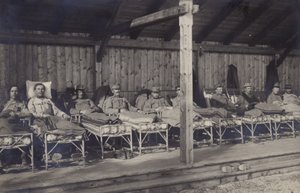 Verwundete Soldaten der österreichisch-ungarischen Armee, Erster Weltkrieg