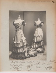 Albumseite: House of Worth, Ballkleid von Photographer French