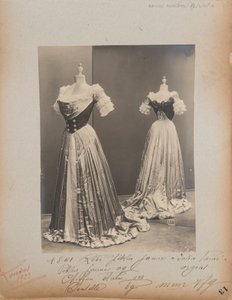 Albumseite: House of Worth, Ballkleid von Photographer French