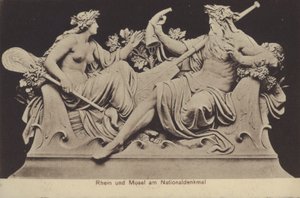 Allegorische Figuren, die den Rhein und die Mosel am Nationaldenkmal darstellen, Denkmal zur Erinnerung an die Vereinigung Deutschlands, Rüdesheim am Rhein, Hessen von Photographer German