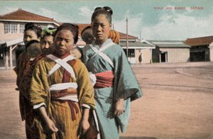 Mädchen und Babys, Japan