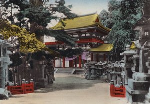 Japan, ca. 1912: Kasuga Shinto-Tempel, gegründet 767, in Nara, nahe Kyoto von Photographer Japanese