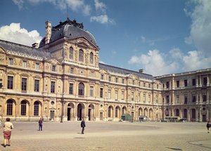 Die Henri II Fassade im Cour Carree