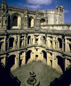 Ansicht des Claustro dos Felipes, fertiggestellt nach 1584 von Portuguese School