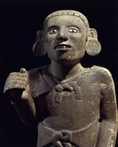Skulptur eines aztekischen Priesters
