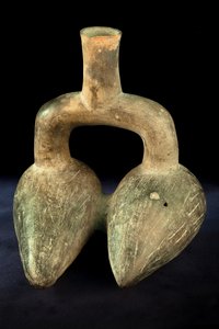 Phytomorphe Keramik mit Doppelkörper und Steigbügelgriff von Precolombian Precolombian