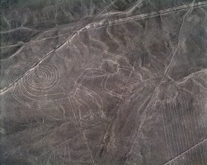 Luftaufnahme einer Affenfigur, Nazca-Linien