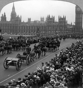 Artillerie im großen Marsch der Streitkräfte des Reiches, Westminster Bridge, London, 1919