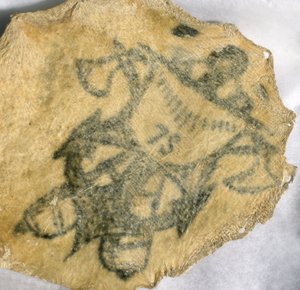 Menschliche Haut, tätowiert mit Marineabzeichen, Französisch