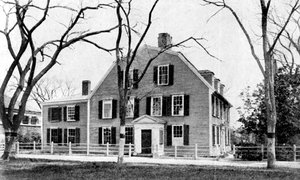 Das Haus von Oliver Wendell Holmes in Cambridge, Massachusetts, USA von Rischgitz Collection