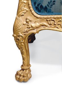 Ein George III vergoldetes Holzsofa