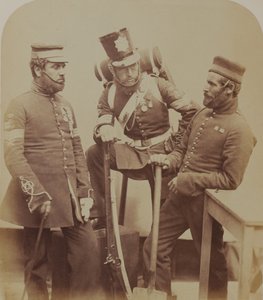 Farbsergeanten J. Stanton, Kester Knight und W. Bruce, Royal Sappers und Miners, 1856 von Robert Howlett