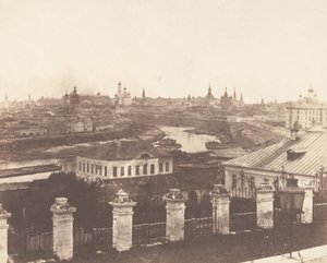 Moskau, der Kreml in der Ferne