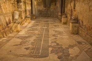 Zwei Apsidenraum, Bodenmosaik, Villa Romana del Casale, Piazza Armerina, Sizilien, Italien (Foto) von Roman