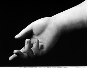 Detail der Hand der Athena Farnese