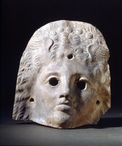 Maske für Tragödien in der römischen Ära. Museo della Scala, Mailand