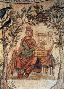 Römische Kunst: Orpheus bezaubert Vögel. Mosaik aus Blanzy-les-Fisms von Roman Roman