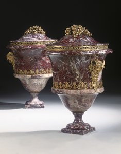 Ein Paar Vasen, ca. 1790