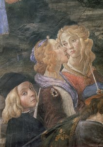 Die Reinigung des Aussätzigen und die Versuchung Christi, in der Sixtinischen Kapelle: Detail von zwei Frauen und einem Jungen in der Menge, 1481 von Sandro Botticelli