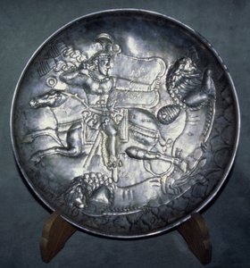 Schale mit Darstellung von König Ardashir II. (r. 379-86), aus Sari, Mazandaran, ca. 380 n. Chr. von Sasanian School