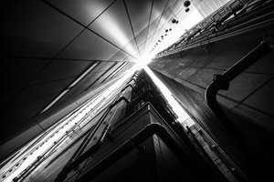 Geometrischer Stadtaufstieg von Satoshi Hata
